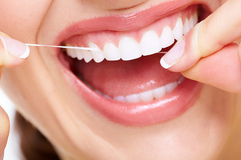 Фотография к новости Советы стоматолога: как избавиться от проблем с деснами