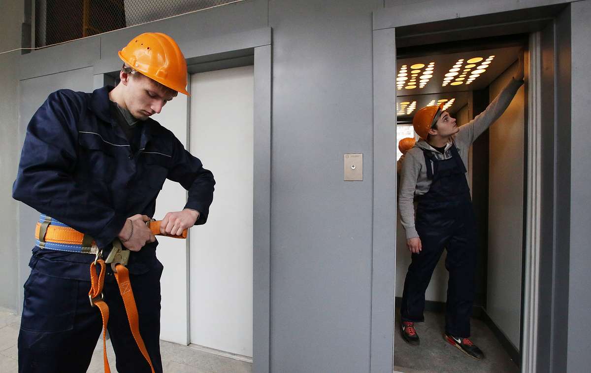 Фотография к новости Проверка лифтов: важнейшие операции
