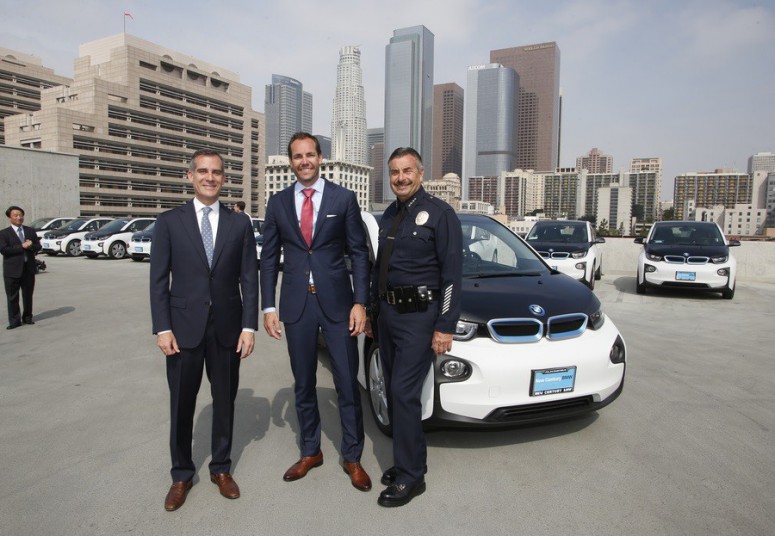 Фотография к новости Полиция Лос-Анджелеса выбрала BMW i3 в качестве патрульной машины